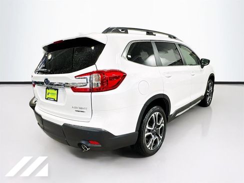 Used 2025 Subaru Ascent Limited w/ Popular Package #2 AWD/4WD image 5