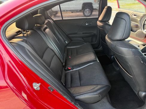 Used 2016 Honda Accord Sport image 12