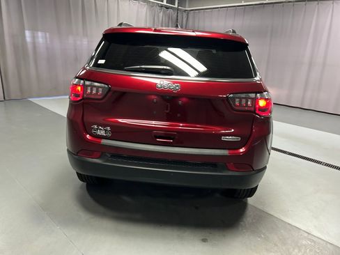 Used 2022 Jeep Compass Latitude image 6