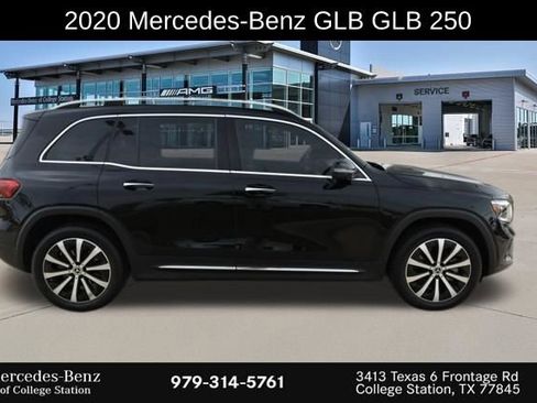 Used 2020 Mercedes-Benz GLB 250 image 2