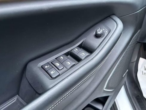 Used 2022 Jeep Grand Cherokee L Limited image 45