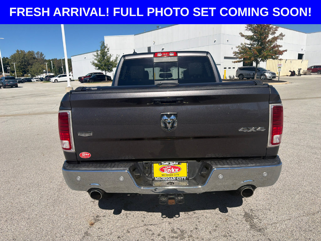 Used 2017 RAM 1500 Laramie w/ Convenience Group AWD/4WD image 4