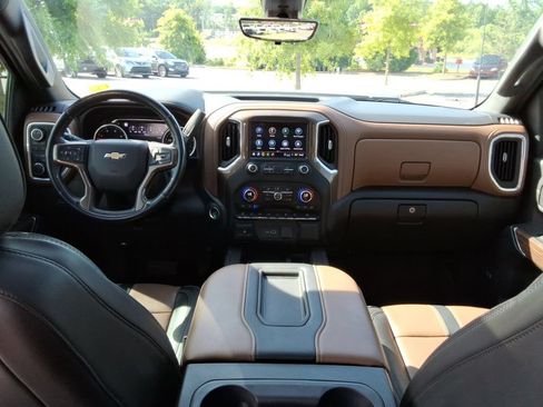 Certified 2021 Chevrolet Silverado 3500 High Country w/ Z71 Off-Road Package AWD/4WD image 22