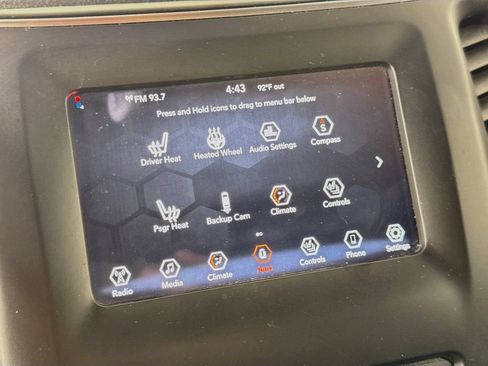 Used 2020 Jeep Cherokee Latitude Plus FWD image 15