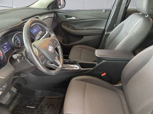 Used 2020 Buick Encore GX Select w/ Experience Buick Package image 7