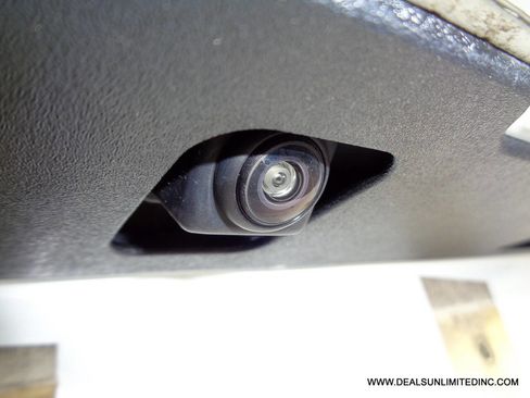 Used 2016 Nissan Rogue S image 16