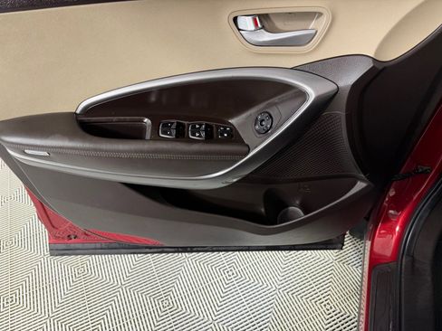 Used 2017 Hyundai Santa Fe Sport image 12