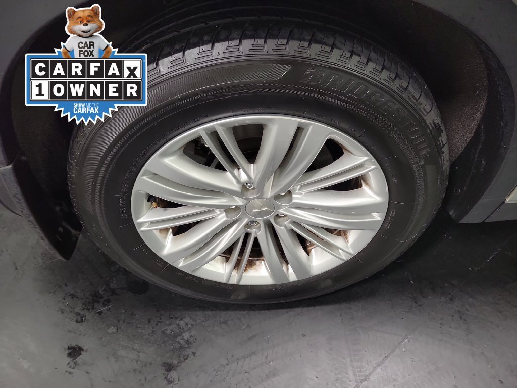 Used 2023 Mitsubishi Outlander ES AWD/4WD image 11