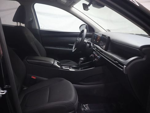 Used 2025 Hyundai Tucson SEL AWD/4WD image 9