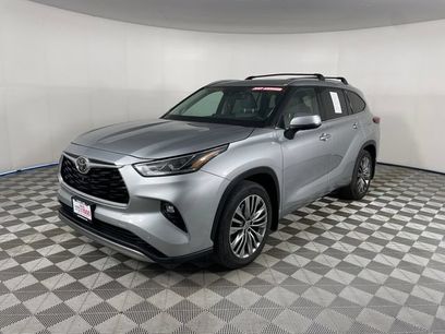 Used 2021 Toyota Highlander Platinum