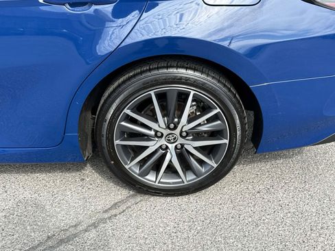 Used 2024 Toyota Camry XLE w/ Cold Weather Package FWD image 7