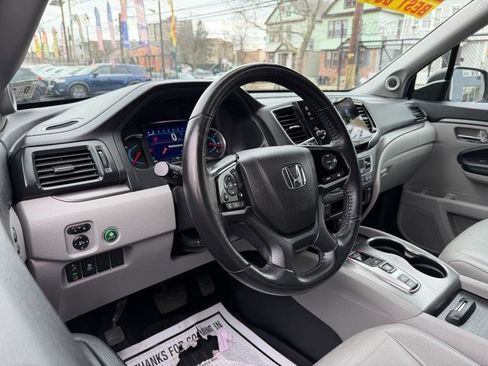 Used 2021 Honda Pilot Special Edition image 9