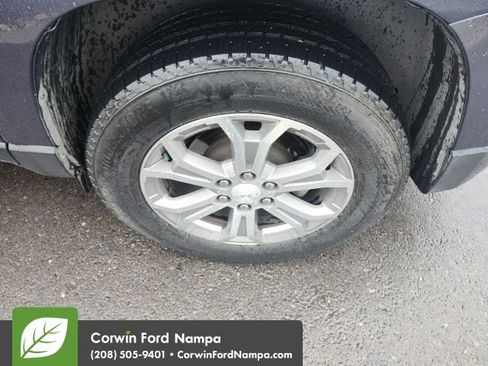 Used 2014 GMC Acadia SLT image 13