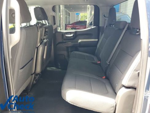 Used 2021 Chevrolet Silverado 1500 LT w/ Z71 Off-Road Package AWD/4WD image 12