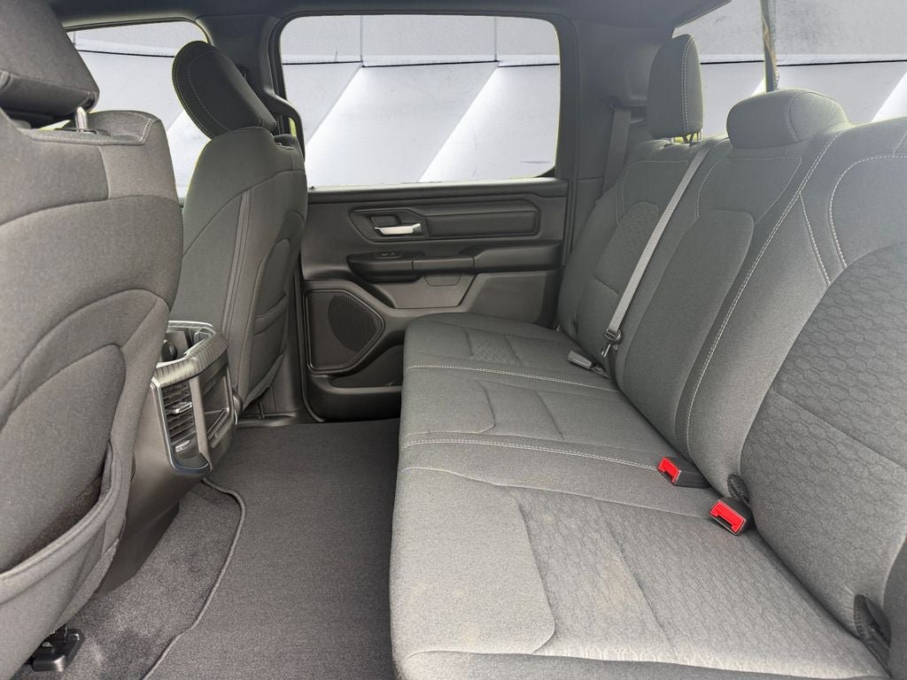 New 2026 RAM 1500 Express AWD/4WD image 13