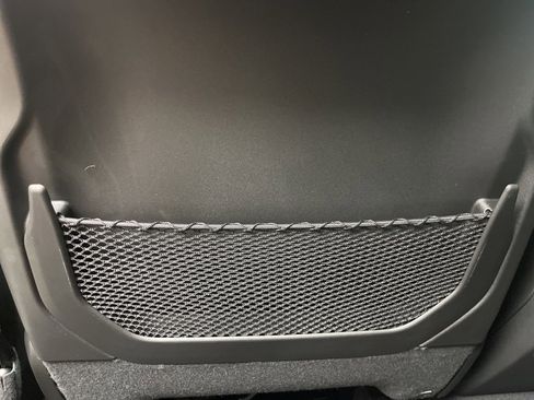 New 2025 Jeep Grand Cherokee Altitude image 24