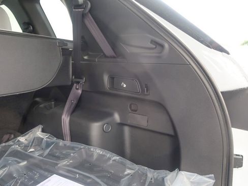 New 2025 Mitsubishi Outlander AWD image 14