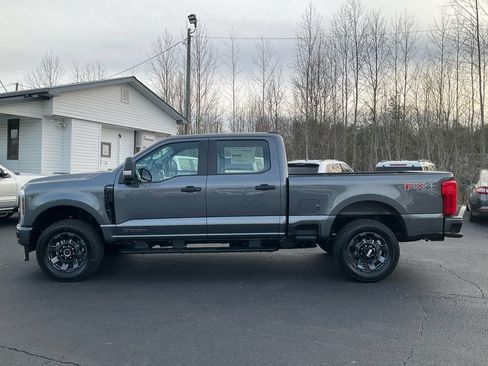 New 2026 Ford F250 XL w/ STX Appearance Package AWD/4WD image 8