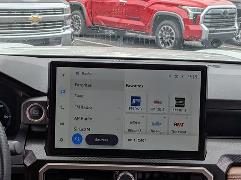 Certified 2025 Toyota 4Runner Limited AWD/4WD image 31