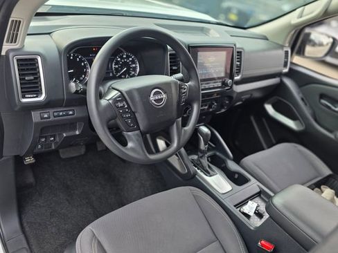 Used 2022 Nissan Frontier SV AWD/4WD image 20