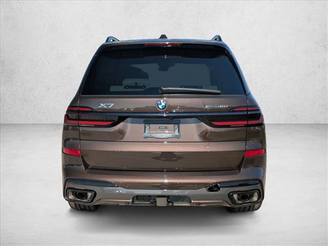 Used 2026 BMW X7 xDrive40i w/ M Sport Package AWD/4WD image 8