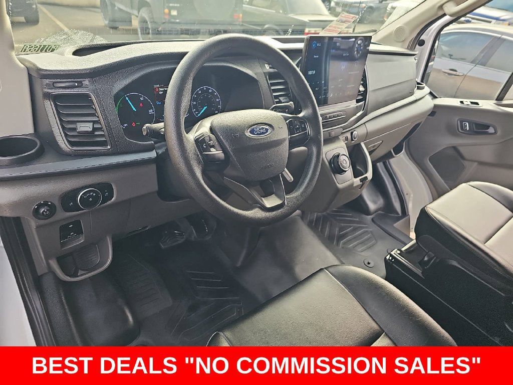 Used 2022 Ford E-Transit Medium Roof RWD image 15