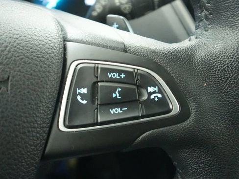 Used 2018 Ford Escape Titanium w/ Ford Safe & Smart Package AWD/4WD image 36