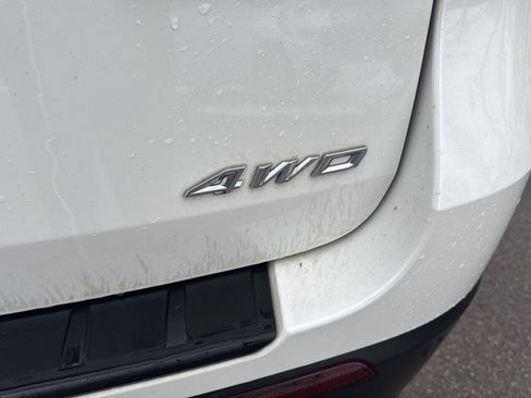 Used 2021 Ford Explorer XLT image 6