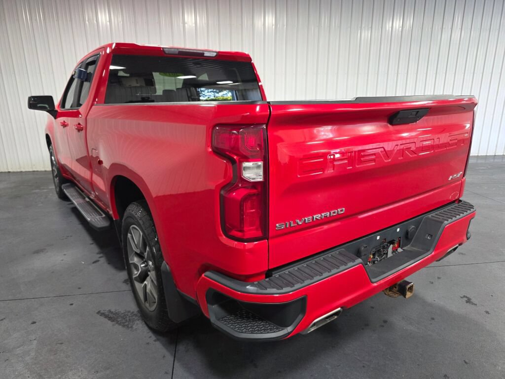 Used 2019 Chevrolet Silverado 1500 RST AWD/4WD image 3