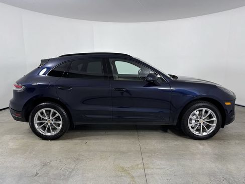 Certified 2023 Porsche Macan w/ Premium Package Plus AWD/4WD image 8