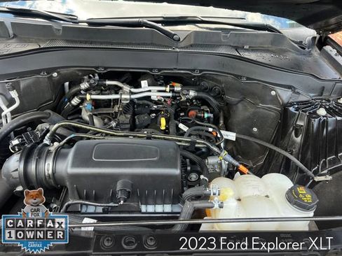 Used 2023 Ford Explorer XLT w/ Equipment Group 202A AWD/4WD image 34