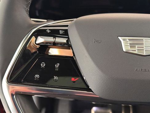 Certified 2026 Cadillac Vistiq Sport w/ LPO, Floor Liner Package image 32