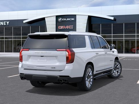 New 2026 GMC Yukon XL Denali Ultimate AWD/4WD image 28