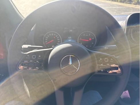 Used 2024 Mercedes-Benz Sprinter 2500 image 12