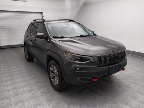 Used 2020 Jeep Cherokee Trailhawk w/ Cold Weather Group AWD/4WD image 13