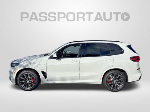 New 2026 BMW X5 xDrive50e w/ M Sport Package AWD/4WD image 2