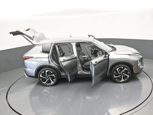 Used 2022 Mitsubishi Outlander SE image 72