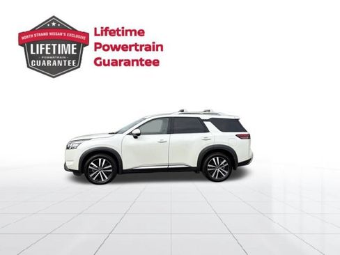 Certified 2024 Nissan Pathfinder Platinum w/ Cargo Package FWD image 2