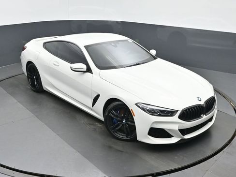 Used 2021 BMW M850i xDrive Coupe w/ Driving Assistance Package AWD/4WD image 32