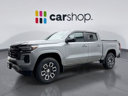 Used 2025 Chevrolet Colorado Z71 w/ Technology Package AWD/4WD image 1