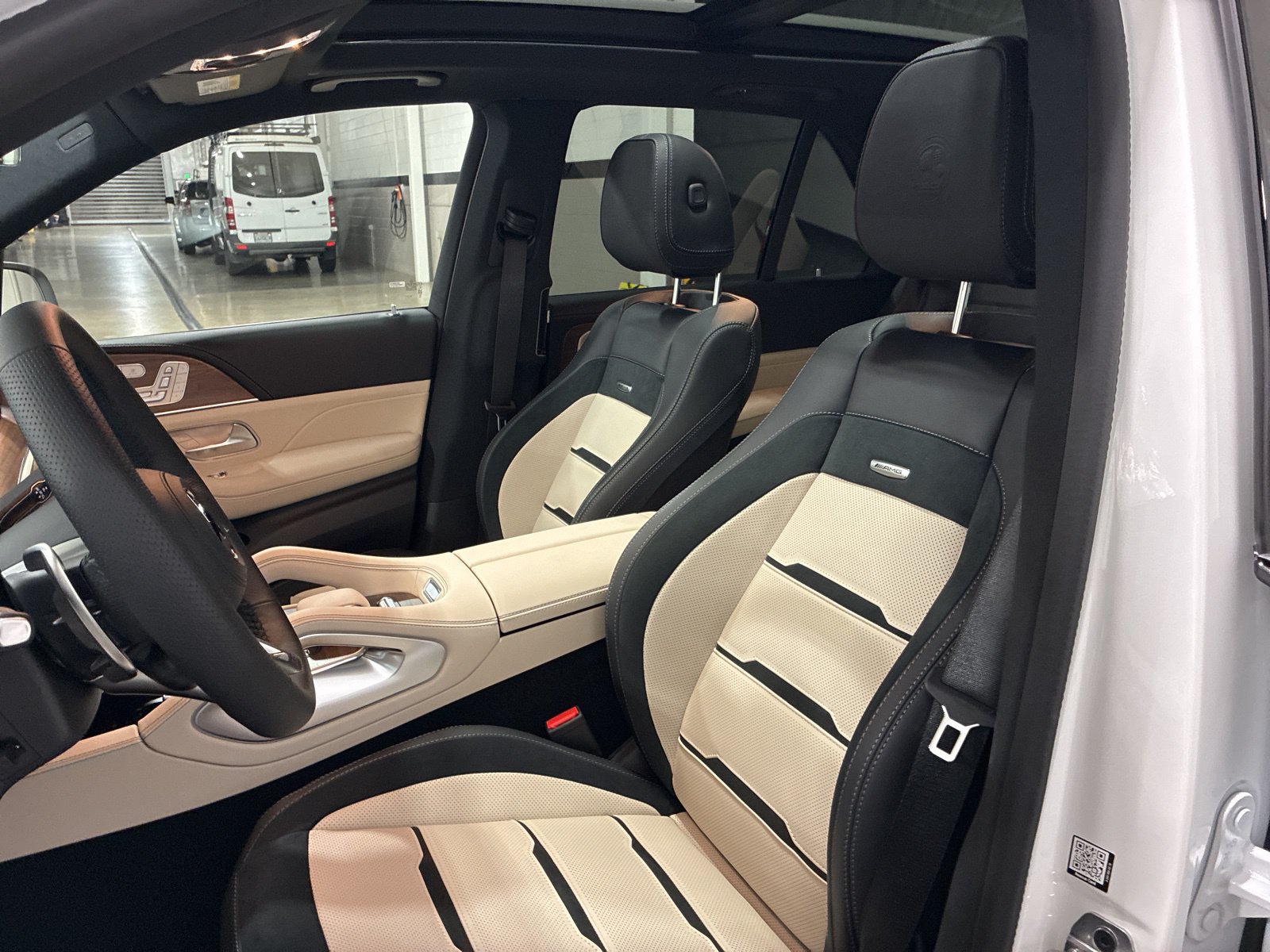 New 2026 Mercedes-Benz GLE 53 AMG 4MATIC image 11