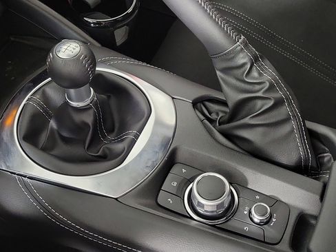 New 2025 MAZDA MX-5 Miata Club w/ Weather Package image 22