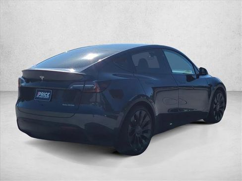 Used 2025 Tesla Model Y Performance AWD/4WD image 5