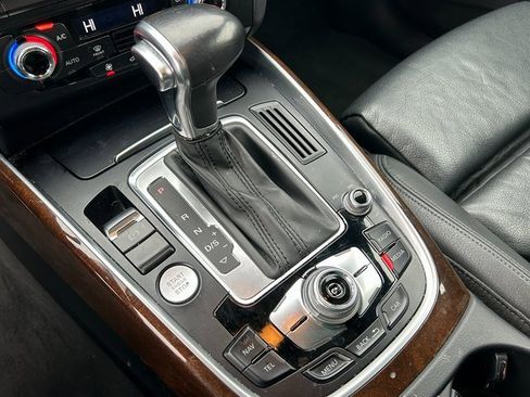 Used 2015 Audi Q5 3.0T Premium Plus w/ Technology Package image 18
