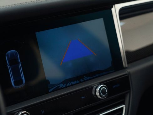 Used 2023 Porsche Macan GTS image 28