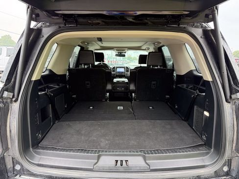 Used 2021 Ford Expedition Platinum AWD/4WD image 14