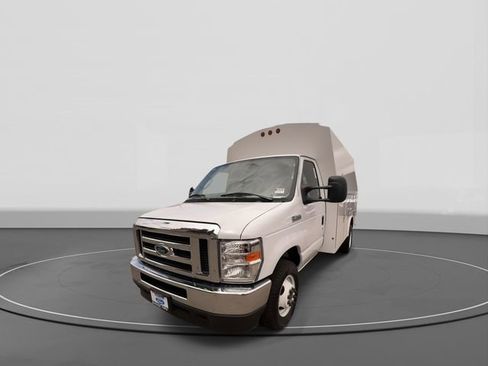 New 2025 Ford E-350 and Econoline 350 Super Duty w/ Power Equipment Group image 6