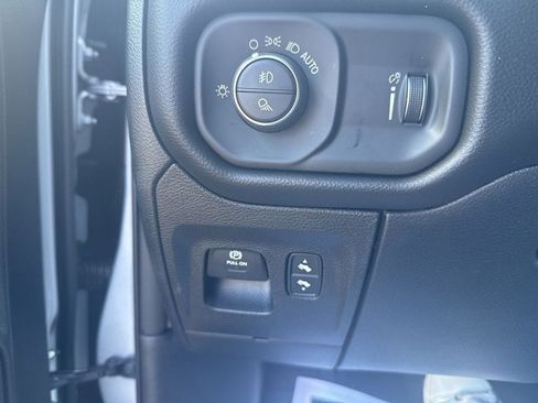 New 2026 RAM 1500 Big Horn AWD/4WD image 19