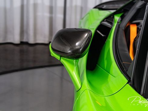 Used 2025 McLaren 750S Spider image 10