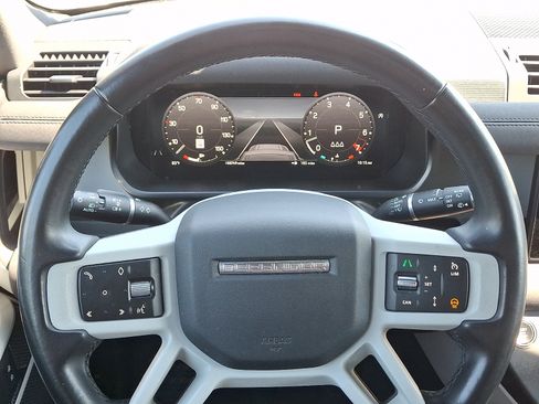 Used 2023 Land Rover Defender 110 X-Dynamic SE AWD/4WD image 19